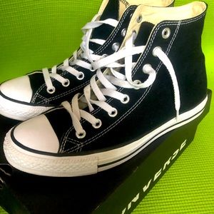 Chuck Taylor All Star Classic high tops